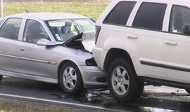 Į "Jeep" galą trenkėsi "Opel"