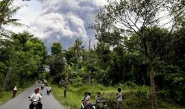 Indonezija: Merapio ugnikalnis nerimsta