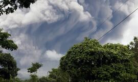 Indonezija: Merapio ugnikalnis nerimsta