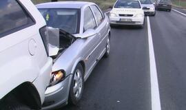 Į "Jeep" galą trenkėsi "Opel"