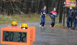 Ekomaratone rungtyniavo ir žmonės, ir šunys