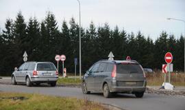 Ties Plytine iš kelkraščių šalinami medžiai