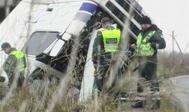 Klaipėdoje apvirto vilkikas su mėsos kroviniu