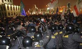 Per protestus Baltarusijoje sulaikytieji rusai lieka už grotų