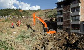 Gelbėtojai Kolumbijoje po nuošliauža rado 30 žmonių kūnus