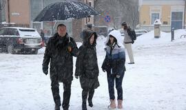 Pirmąją Kalėdų dieną Teatro aikštėje