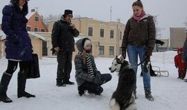 Pirmąją Kalėdų dieną Teatro aikštėje