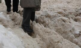 Klaipėdos senamiestis. Sniegas ir varvekliai