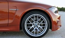 BMW pristatė "1-Series M Coupe" modelį