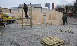 Klaipėdos Teatro aikštėje statomi nameliai Kalėdų prekybai