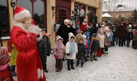 Kretingalėje papuošta kalėdinė eglė