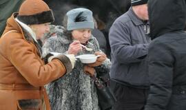 Miestiečiai pakviesti vaišintis koše ir žuviene