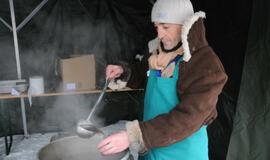 Miestiečiai pakviesti vaišintis koše ir žuviene