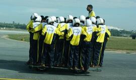 Rekordas: motociklu važiavo 54 žmonės