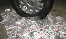Cigarečių kontrabanda: kas kaip išmano, taip ir gabena