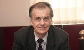 Kauno pedofilą Ervydą Čekanavičių siūloma įkalinti 18 metų