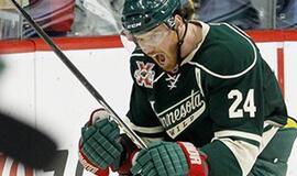 Minesotos ledo ritulininkai įveikė NHL lyderius