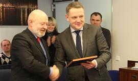 Ministras gavo pakištuką