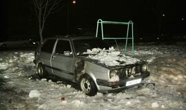 Marijampolėje padegti 7 automobiliai