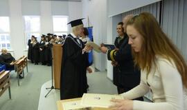 Lietuvos aukštosios jūreivystės mokyklos absolventams įteikti diplomai