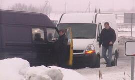 Apvirto keleivinis autobusas