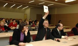 Aukcionas, skirtas "5 pėdutėms" paremti