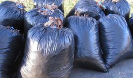 Šiukšlių krūva sutrukdė nusižudyti