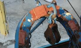 Uoste nuskendo senas žvejybos laivas