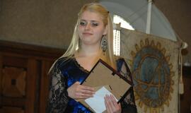 Jaunųjų dainininkų konkursas "VOX ROTARY 2"