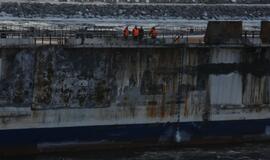 Sudegęs keltas "LISCO Gloria" parplukdytas į Klaipėdą