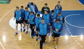 Rankinis: "Žemaitijos dragūnas" - Vilniaus "VHC Šviesa"