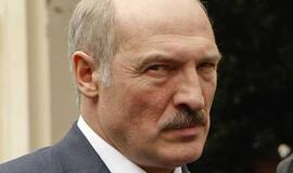 Aleksandras Lukašenka paragino buvusius savo konkurentus išvykti iš šalies