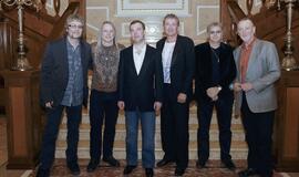 Dmitrijus Medvedevas priėmė savo mėgstamos roko grupės "Deep Purple" narius