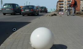 Girtas "Audi" vairuotojas sudarkė Pilies tiltą