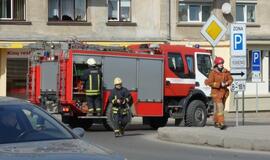 Girtas "Audi" vairuotojas sudarkė Pilies tiltą