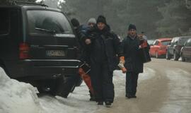 Kuršių marių ledą prie Klaipėdos apgulė žvejai