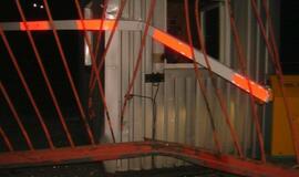 BMW fanas rėžėsi į vartus