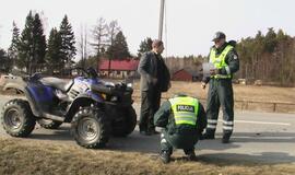 Į avarijas pateko dviratininkas ir motociklininkas