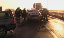 Slidžioje automagistralėje - avarijų gausa