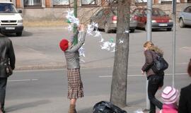 Solidarumui su Kudži - popierinių gervelių akcija