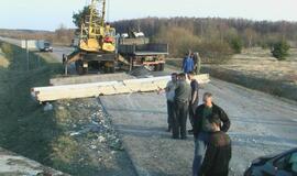 Nepraleido pagrindiniu keliu...