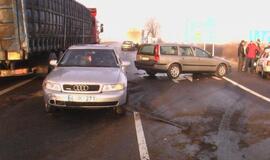 Slidžioje automagistralėje - avarijų gausa