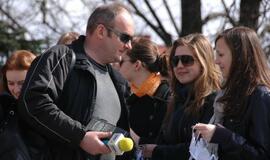 Solidarumui su Kudži - popierinių gervelių akcija