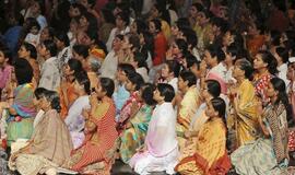 Indijoje palaidotas Sai Baba