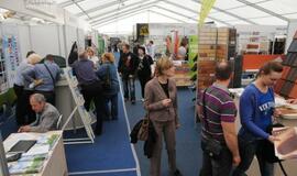 Prasidėjo paroda "Individuali statyba 2011"