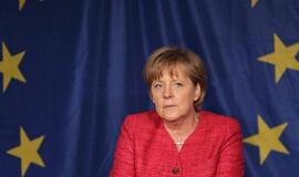 Angela Merkel pareikalavo iš graikų ir portugalų daugiau dirbti