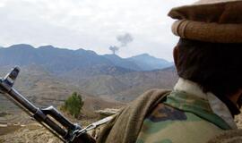 Daugiau nei 70 kovotojų užpuolė Pakistano saugumo punktą, žuvo 17 žmonių