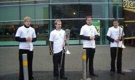 "Vilties bėgimas": tempiamas plytų vežimas