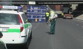 Herkaus Manto gatvėje - nuvirtęs konteineris