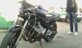 Krito motociklai, sužeistas žmogus